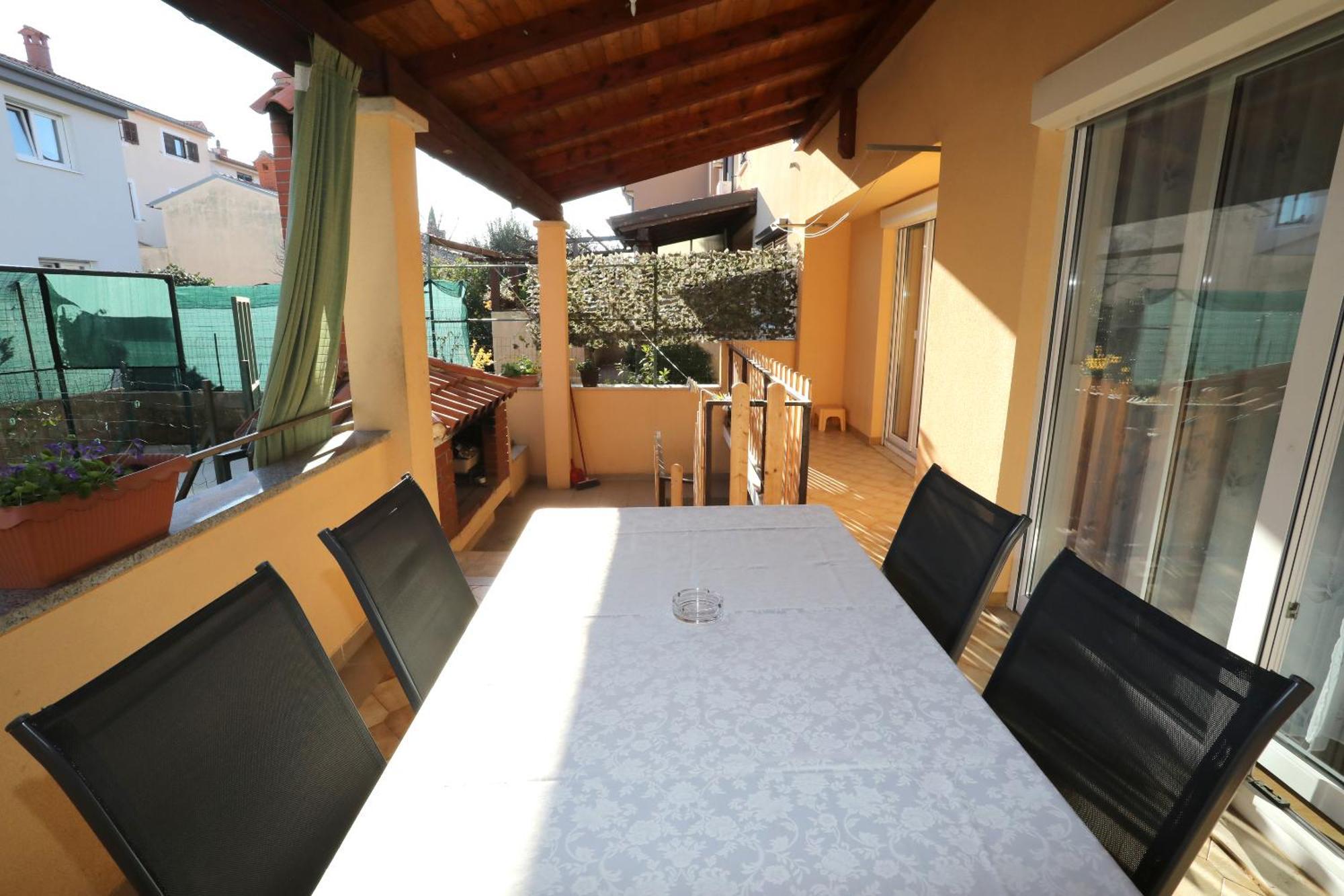Apartment Tadijic *