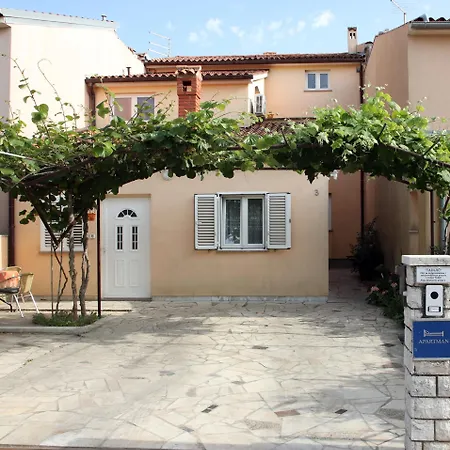 Tadijic Apartment Pula Exterior photo