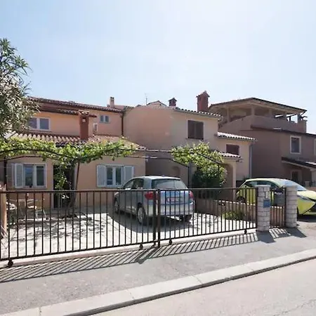Tadijic Apartment Pula Exterior photo