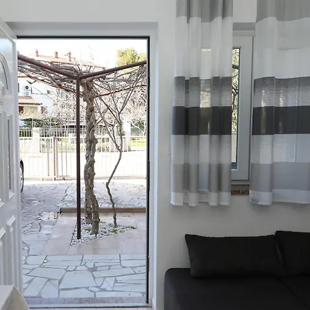 Tadijic Apartment Pula Exterior photo